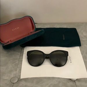 AUTHENTIC GUCCI GS0035S SUNGLASSES